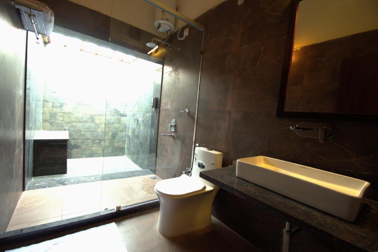 Kolāra Baghvann Jungle Resort מראה חיצוני תמונה