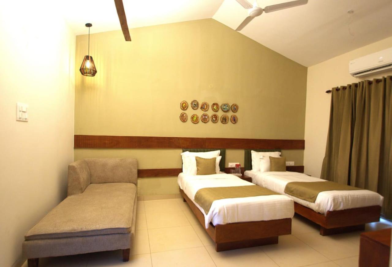 Kolāra Baghvann Jungle Resort מראה חיצוני תמונה