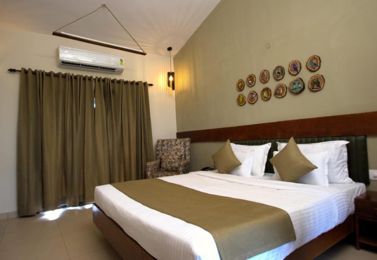 Kolāra Baghvann Jungle Resort מראה חיצוני תמונה
